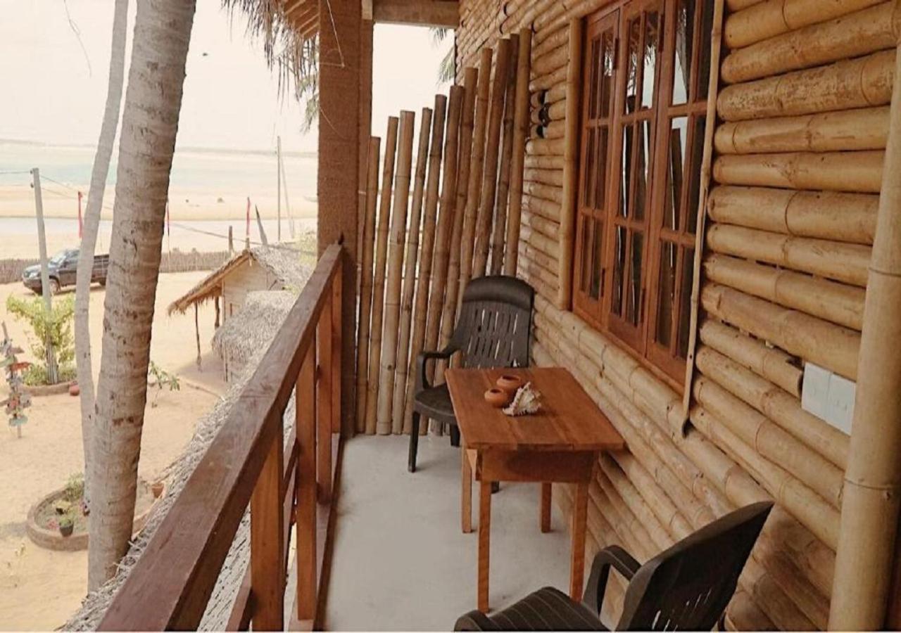 Surfpoint Sri Lanka Kite Village Kalpitiya Eksteriør billede