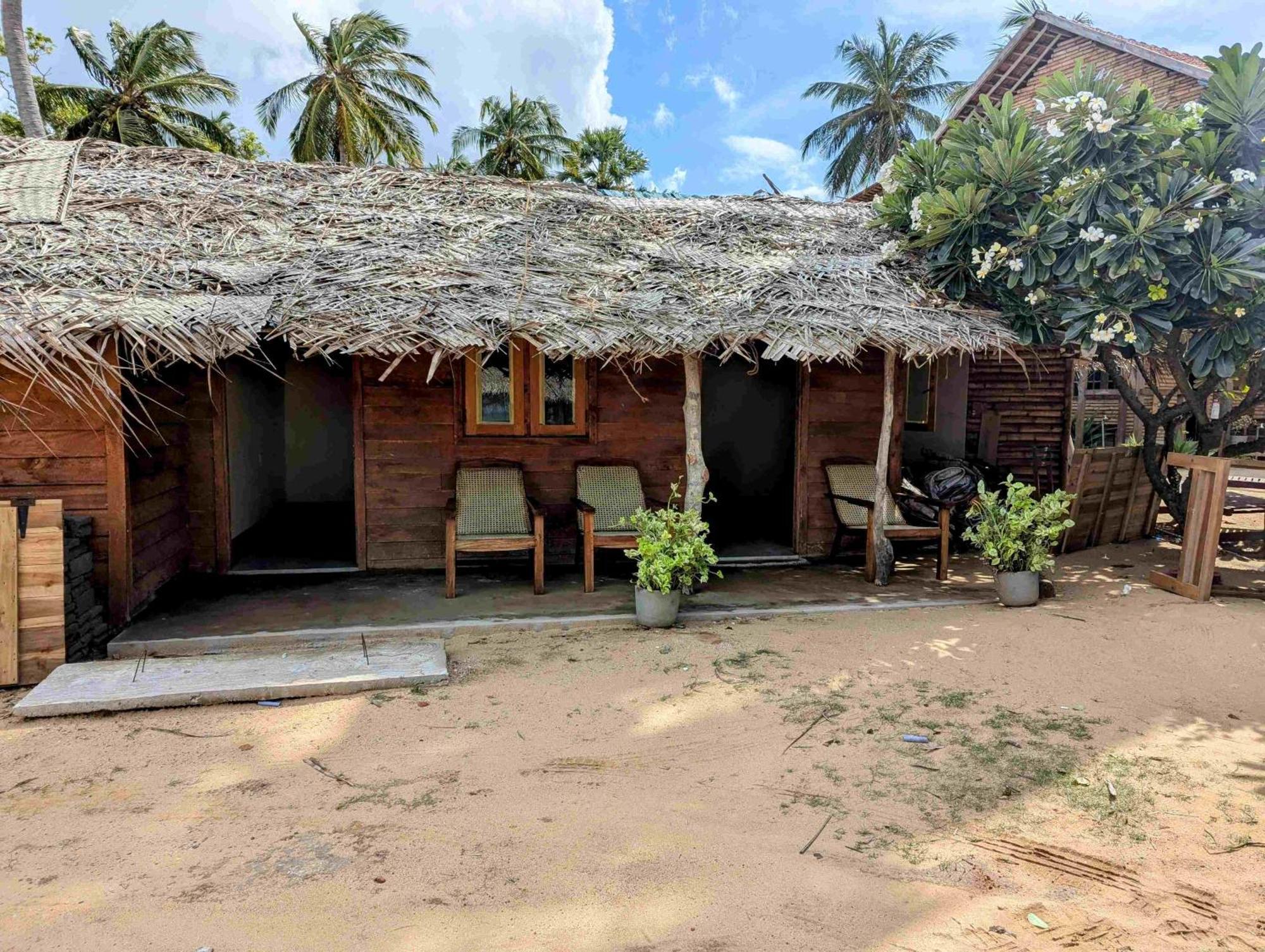 Surfpoint Sri Lanka Kite Village Kalpitiya Eksteriør billede